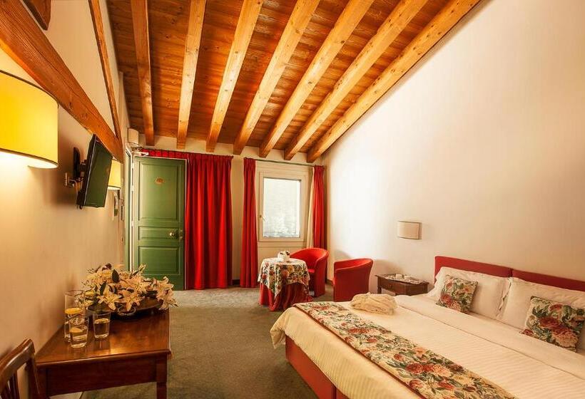 디럭스 주니어 스위트, Albergo Al Moretto