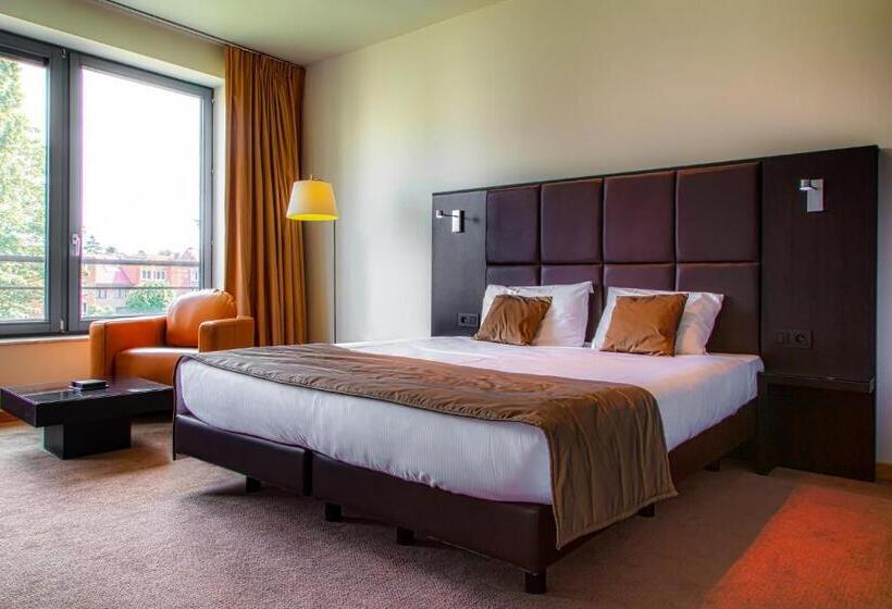 مجموعه ویستا شهر, Diamant Suites Brussels Eu