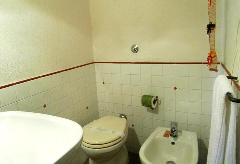 Апартаменты 1 Спальня с Видом, Guest House Il Borgo Di Sempronio