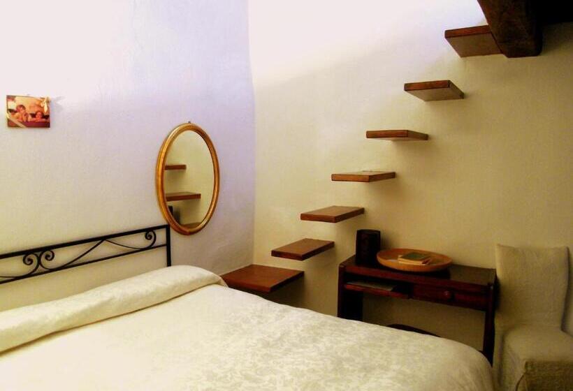 Апартаменты 1 Спальня с Видом, Guest House Il Borgo Di Sempronio