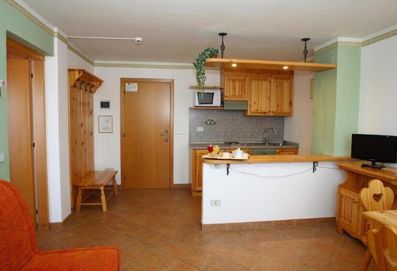 Апартаменты 1 Спальня с Балконом, & Residence Montana