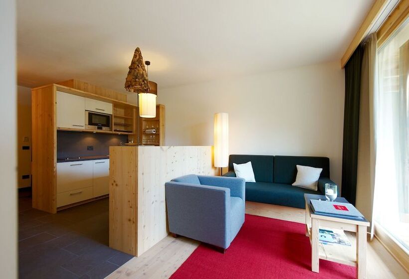 Люкс, Lagació Hotel Mountain Residence