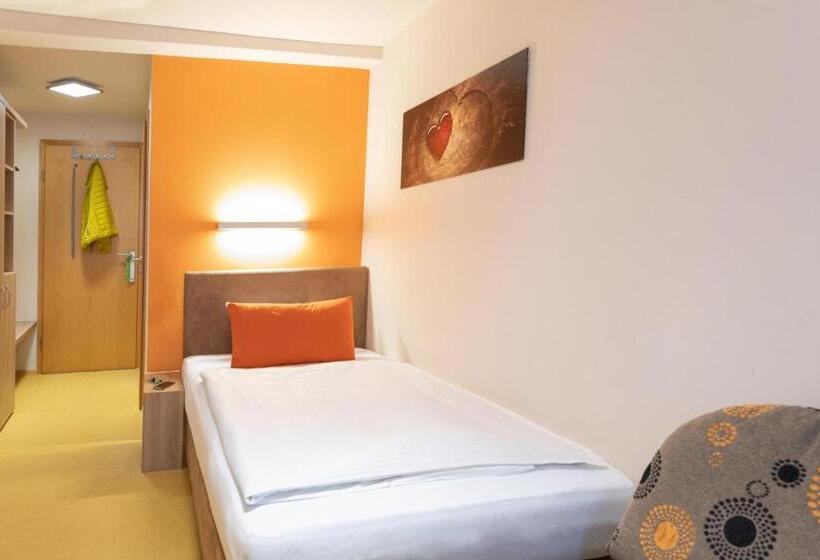 Индивидуальный Номер Классика, Landhotel Oßwald