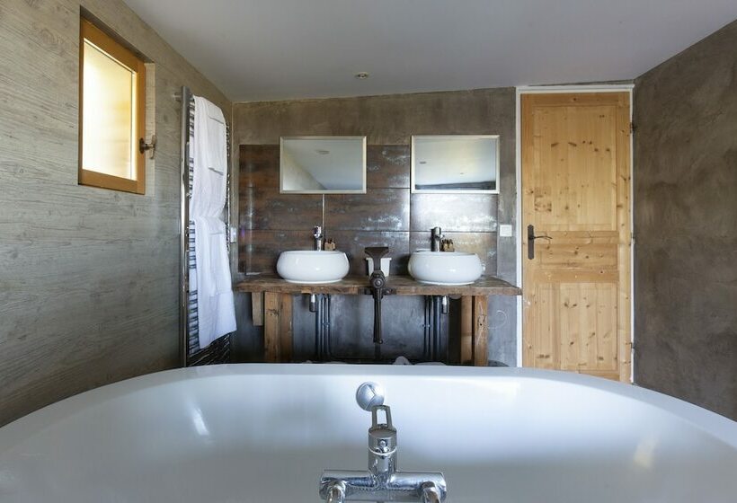 Дом 3 Спальни, Domaine Du Grand Bec