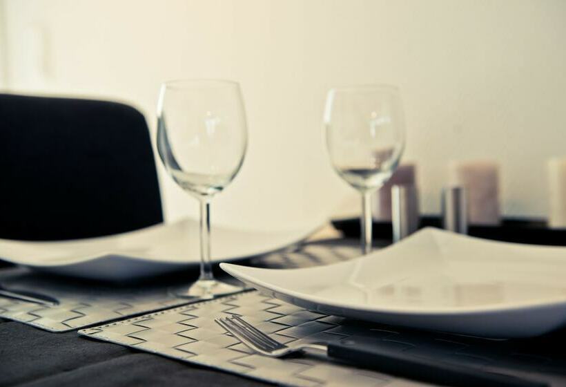 Апартаменты Классик 1 Спальня, Appart Hotel Léopold Liège Centre
