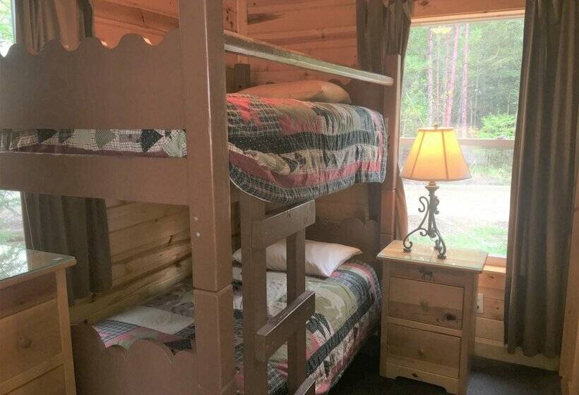 Хижина, Moose Track Adventures Resort