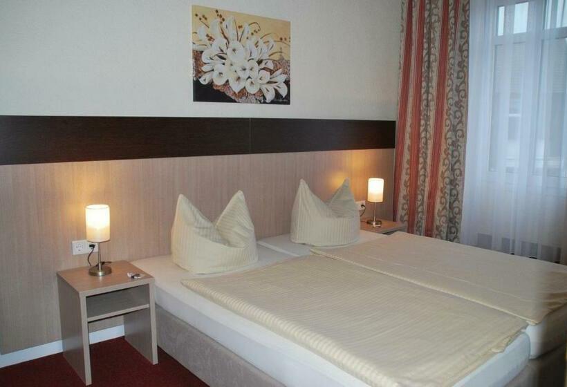 Номер Стандарт, Wuppertaler Hof