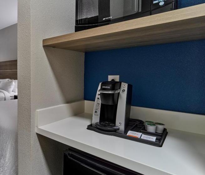 장애인을 위한 스위트, Holiday Inn Express   Huntsville Space Center, An Ihg