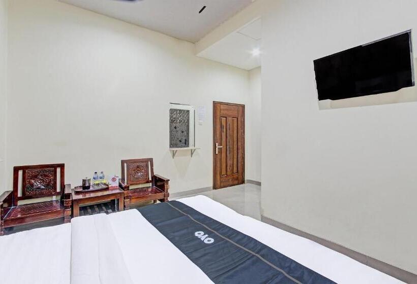 Номер Deluxe, Collection O 91481 Mahkota Hotel Purwodadi