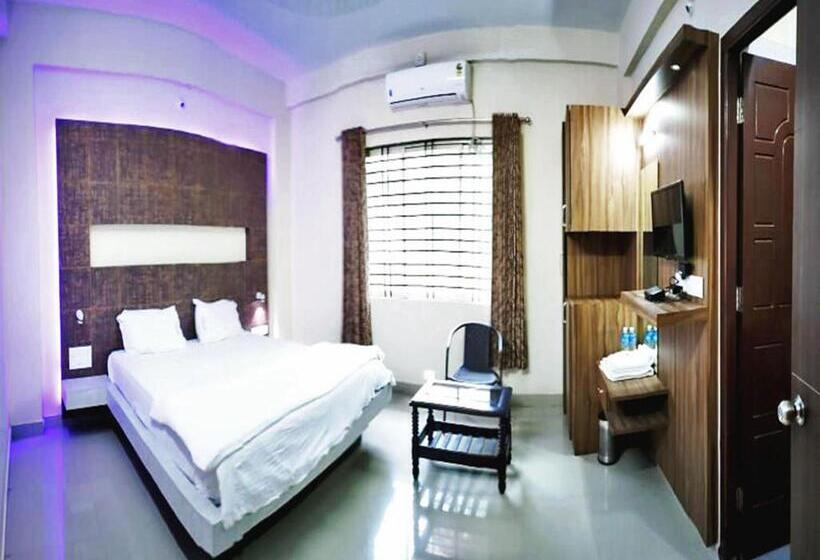 Номер Deluxe, Staymaker Shubhodaya Lodge