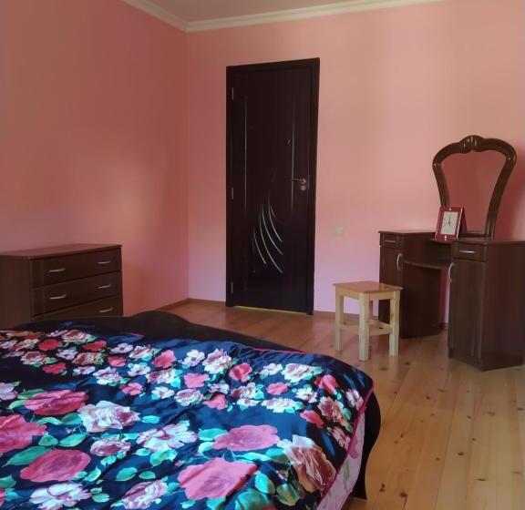 اتاق استاندارد, Gujejiani Guest House