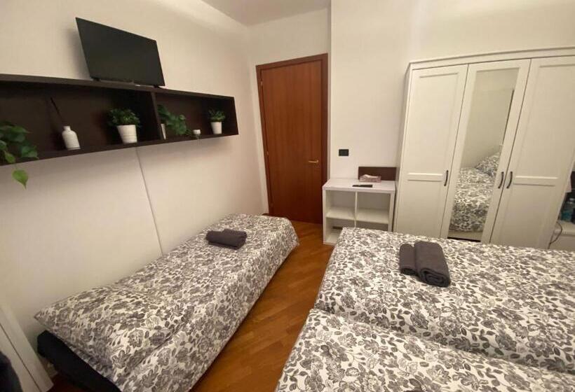 テラス付きスタンダードルーム, Bedandbreakfast Eni Torri Lombarde San Donato Bbqueen