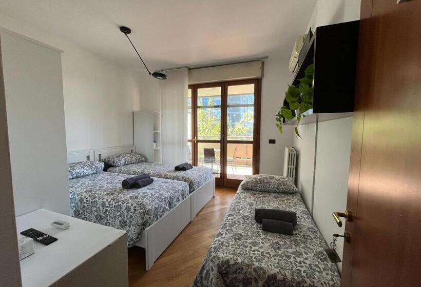 テラス付きスタンダードルーム, Bedandbreakfast Eni Torri Lombarde San Donato Bbqueen