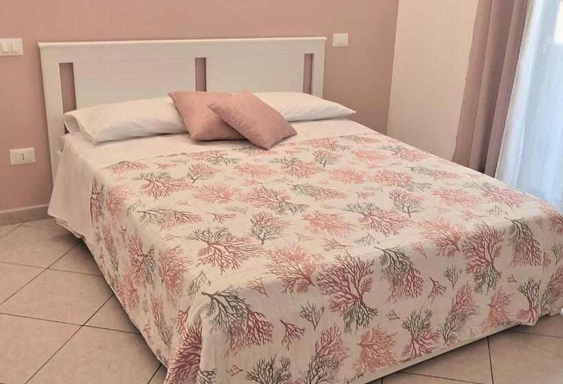 اتاق استاندارد با بالکن, B&b Di Girolamo