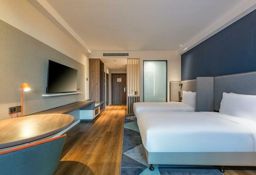Номер Стандарт, Holiday Inn Express Huludao Seaview By Ihg