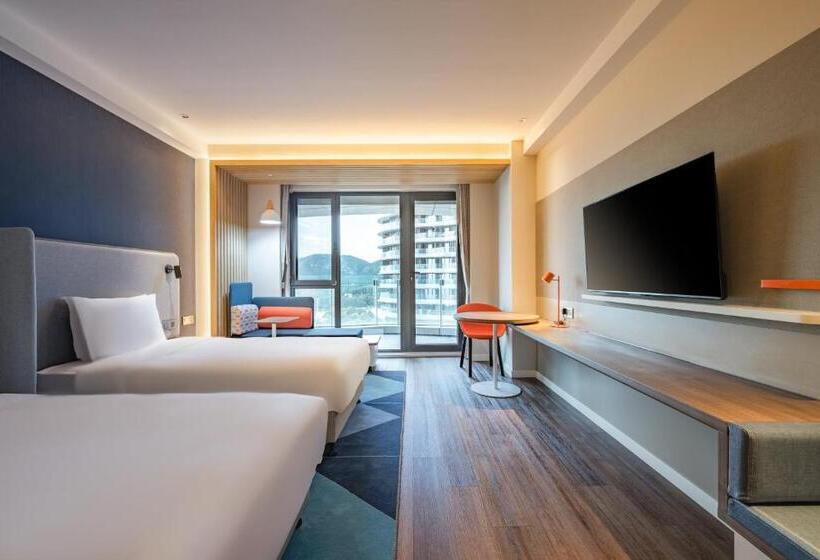 Номер Стандарт, Holiday Inn Express Huludao Seaview By Ihg