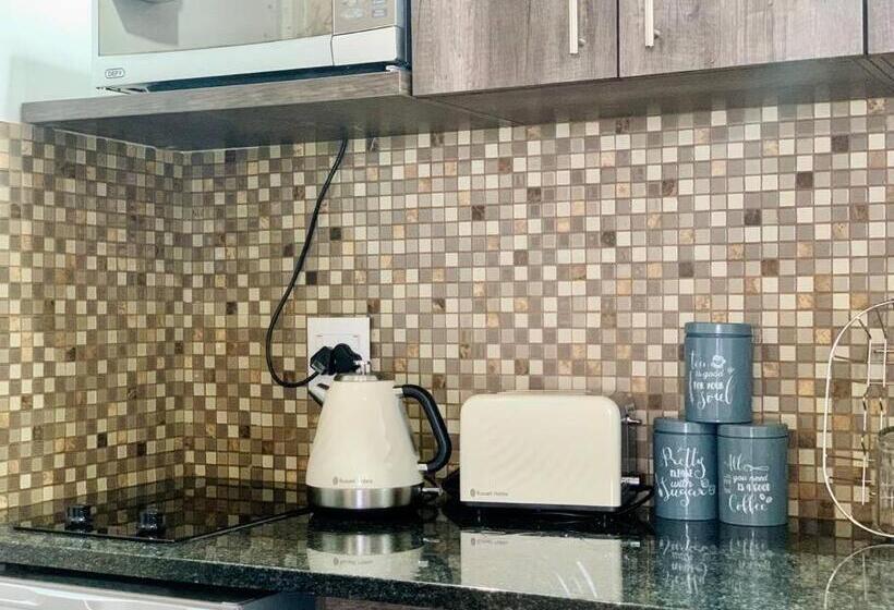 Студия Стандарт, Best Luxurious Studio, City Center, 24 Hrs Power