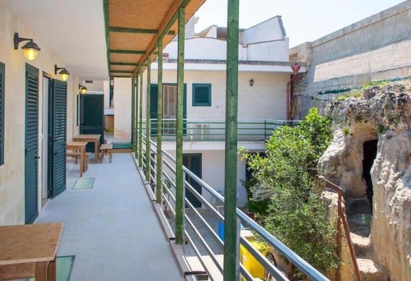 Семейный Номер, Residence Atenaion