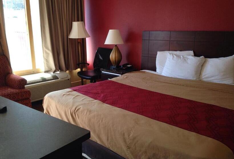 חדר סטנדרט עם מיטת קינג, Parkway Inn Of Birmingham