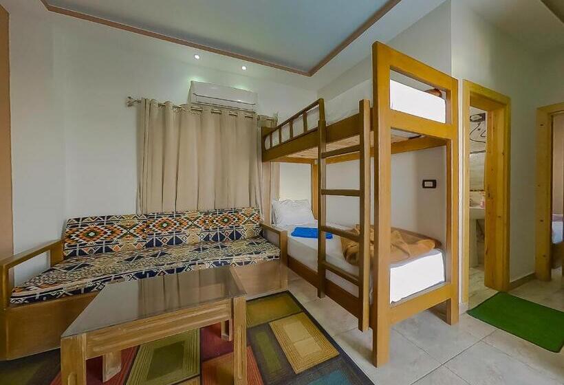 سوئیت با تخت بزرگ, Seaview Hotel Dahab