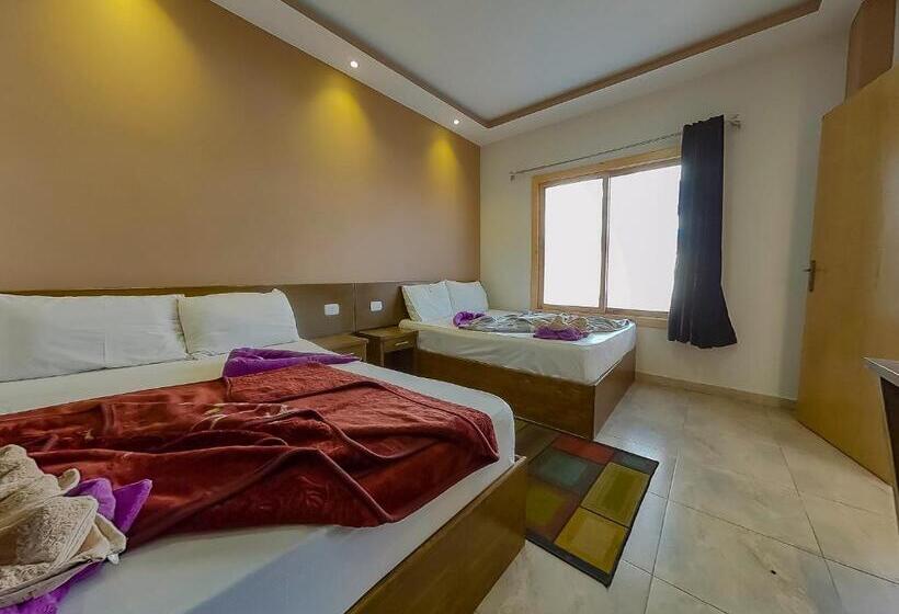 سوییت خانوادگی, Seaview Hotel Dahab