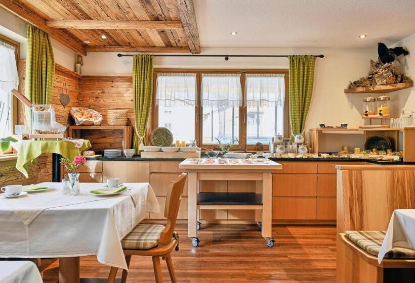 Номер Стандарт, Pension Widderstein