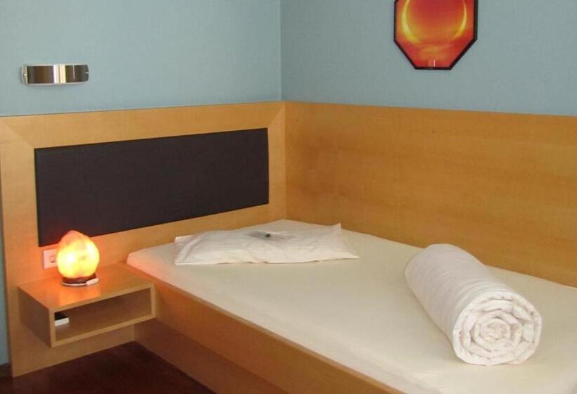 Номер Стандарт Индивидуальный, Businesshotel Valerian
