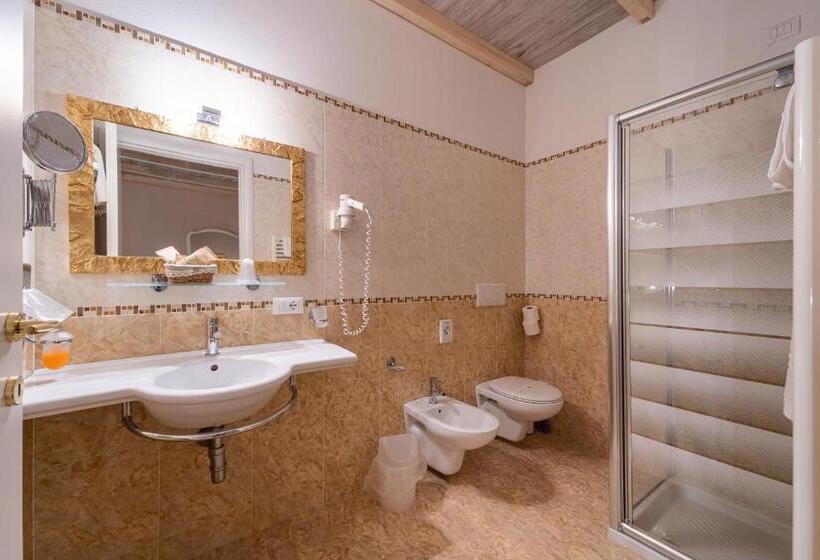اتاق استاندارد در طبقه همکف, Borgo Dei Poeti Romantik Wellness & Spa