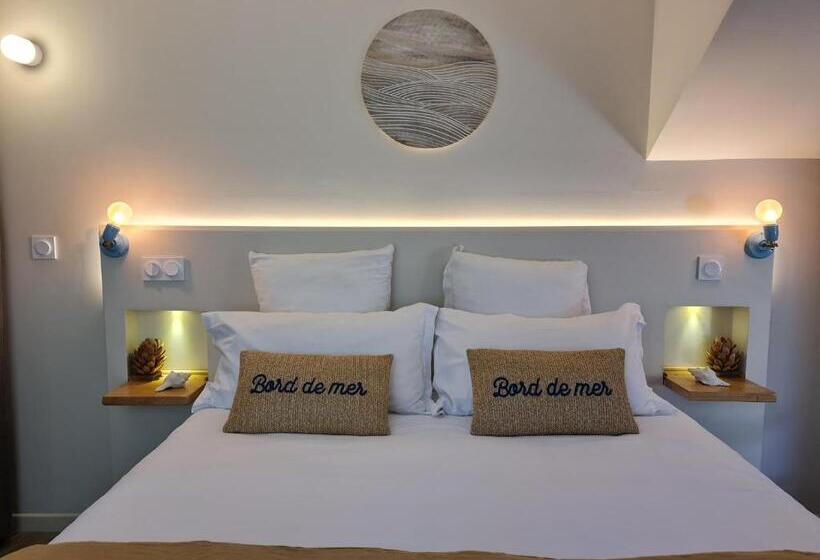 Полулюкс Одноместный с Террасой, Le C Boutique Hôtel