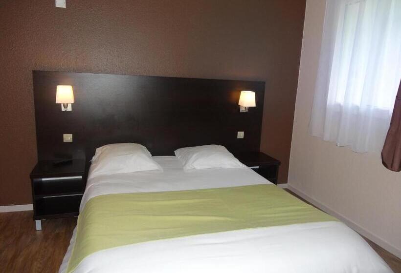 Семейный Номер, Logis Hotel Des Portes De Meuse