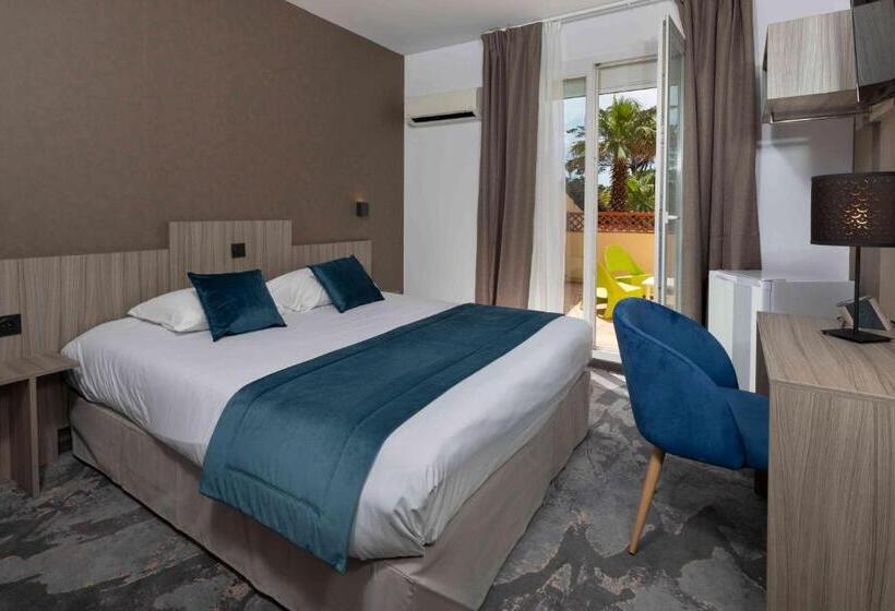 Номер Стандарт с Террасой, The Originals City, Relax Otel & Spa, Le Barcarès