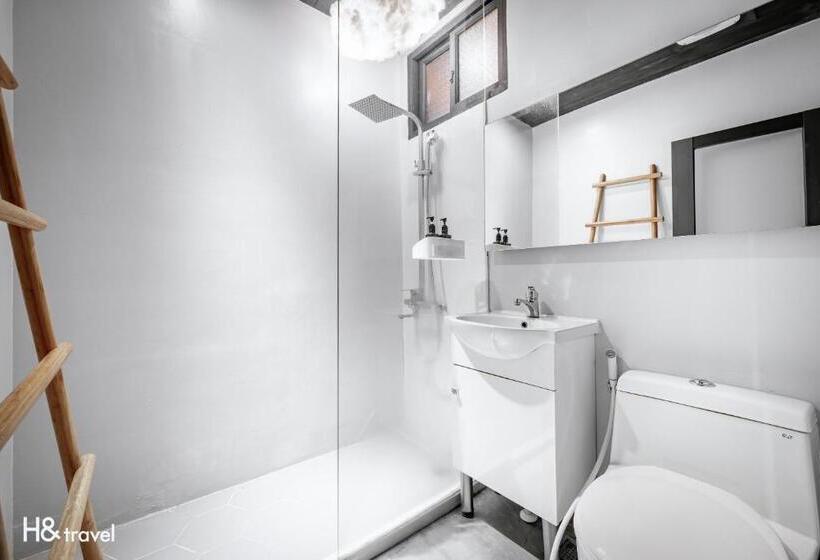 اتاق استاندارد با چشم‌انداز باغ, H& Alishan Sunrise B&b