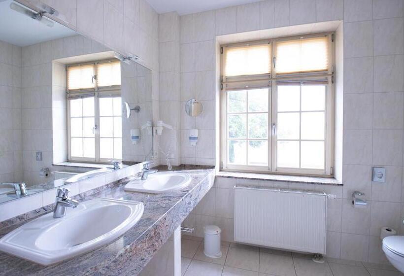 Люкс 2 Спальни, Seehotel Großräschen