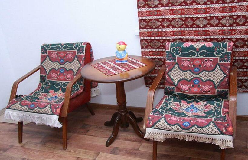 Четырехместный Номер Economy, Pottery House Sanahin