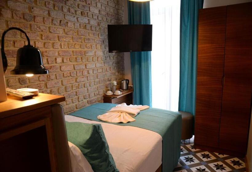 اتاق استاندارد یک نفره, Pera Luna Residence