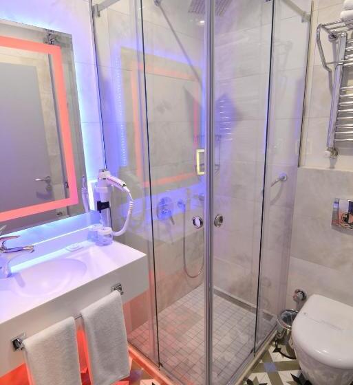 Standart Oda, Pera Luna Residence