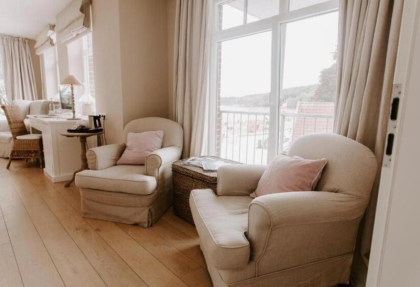 Полулюкс, Strandhotel Seeblick, Ostseebad Heikendorf