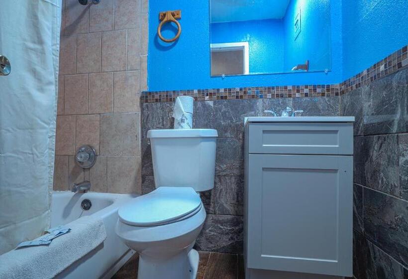 Номер Стандарт 2 Двуспальные Кровати, Monterrey Motel Padre Island, Corpus Christi By Oyo