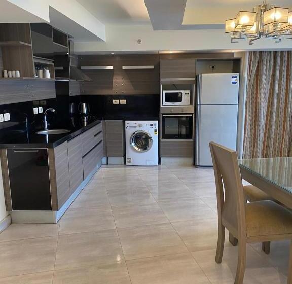 1 Bedroom Penthouse Apartment, Penthouse In Porto Sokhna Pyramids