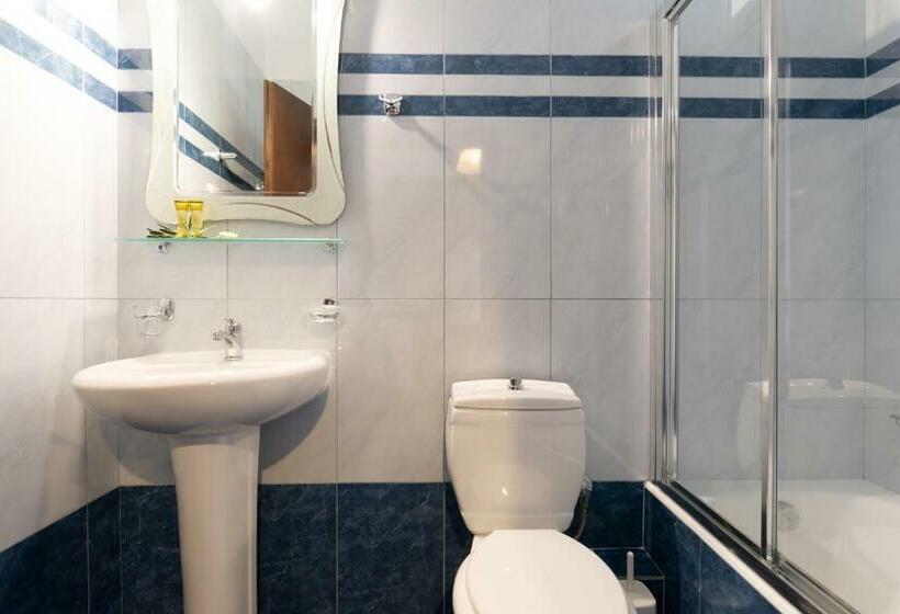 استودیوی سوپریور, Byzantio Hotel & Apartments