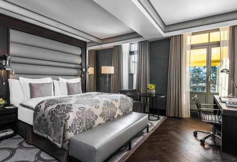 Номер Executive, Royal Savoy Hotel & Spa