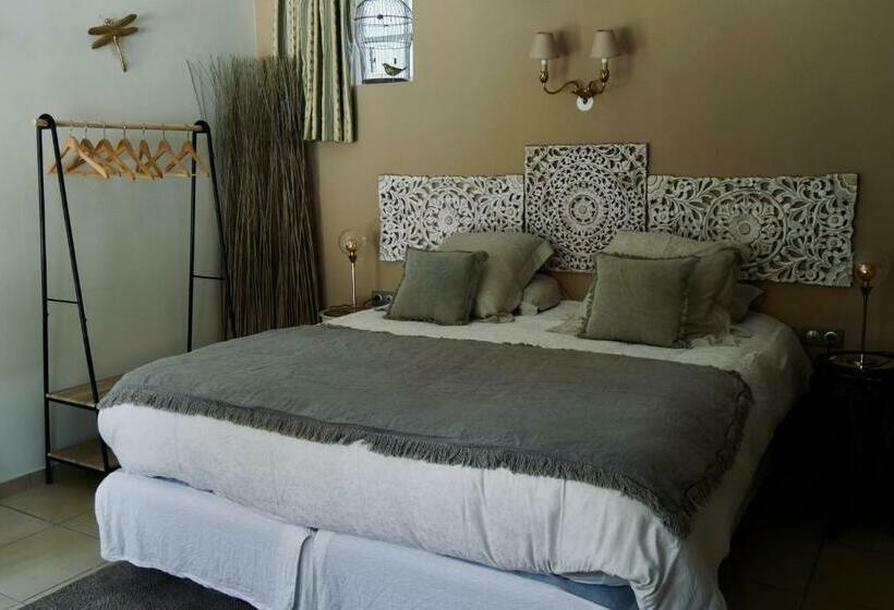 Номер Deluxe, Manoir De Chantemerle