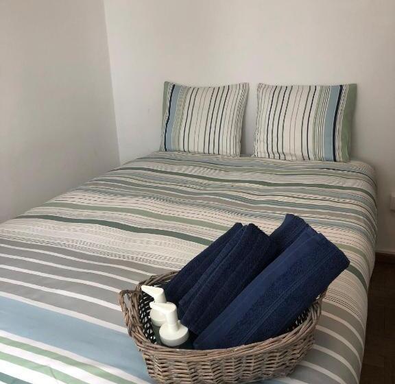 اتاق عادی, Lagos Haven Guesthouse