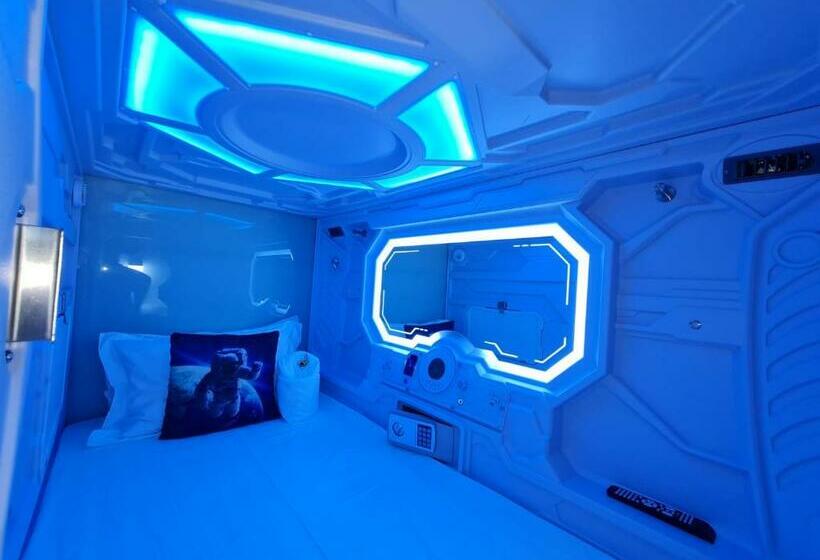 Capsule, Galaxy Pods Capsule Hotel Boat Quay