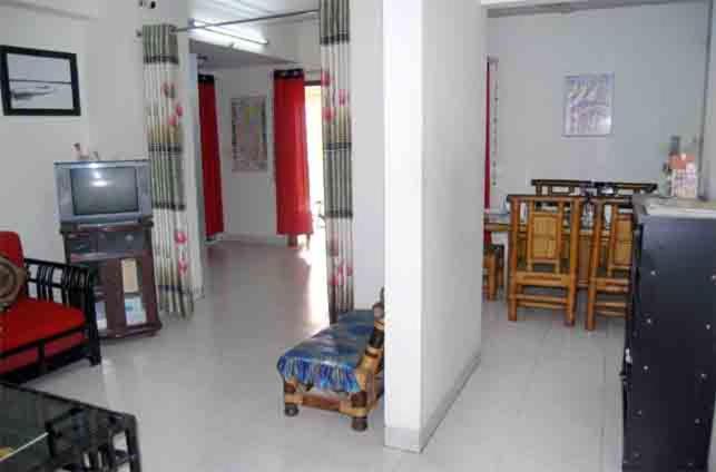 اتاق خانوادگی, Marry House
