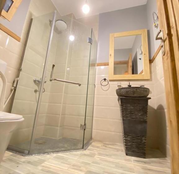 اتاق استاندارد سه نفره, La Vida Guest House
