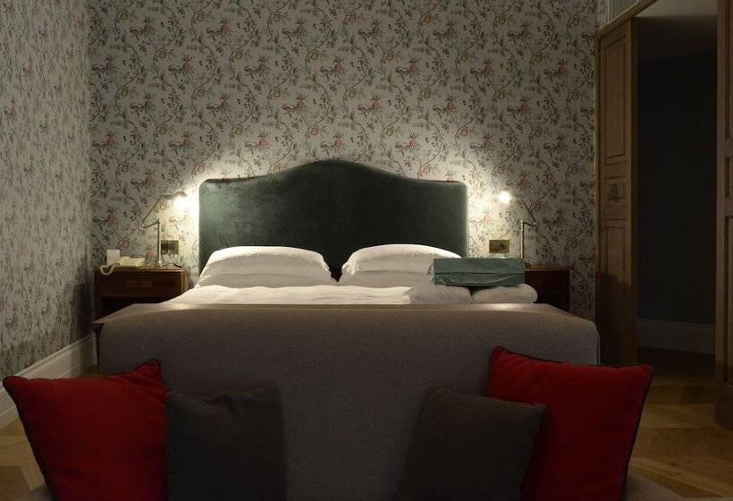 Президентский Люкс, Aquapetra Resort & Spa
