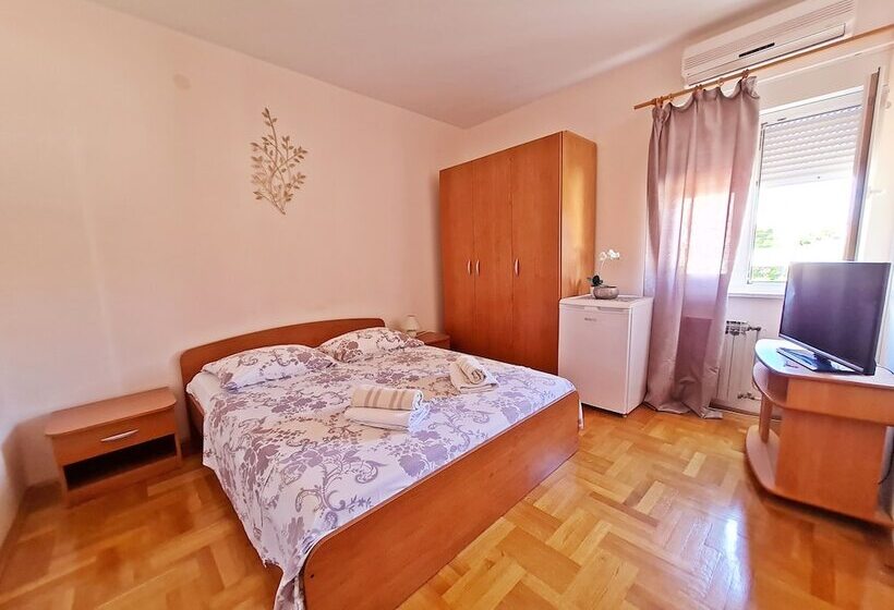 Номер Стандарт, Rooms And Apartments Porat