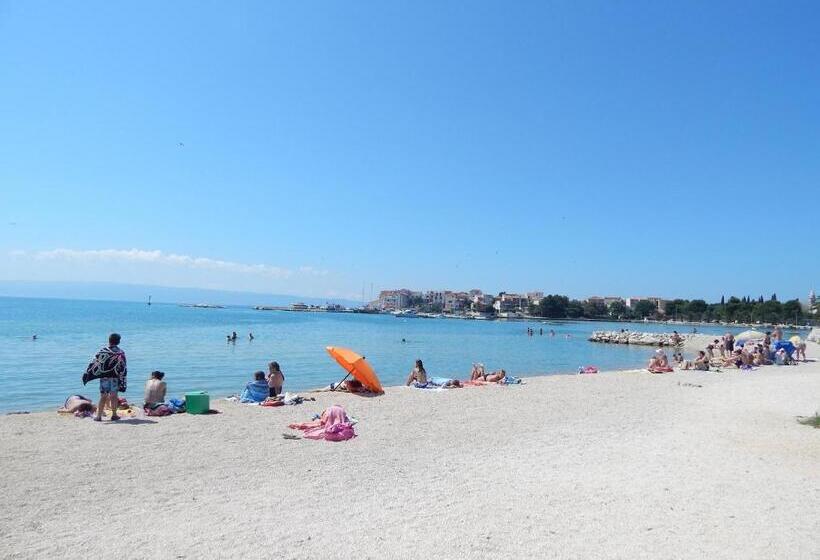 Номер Стандарт, Rooms And Apartments Porat
