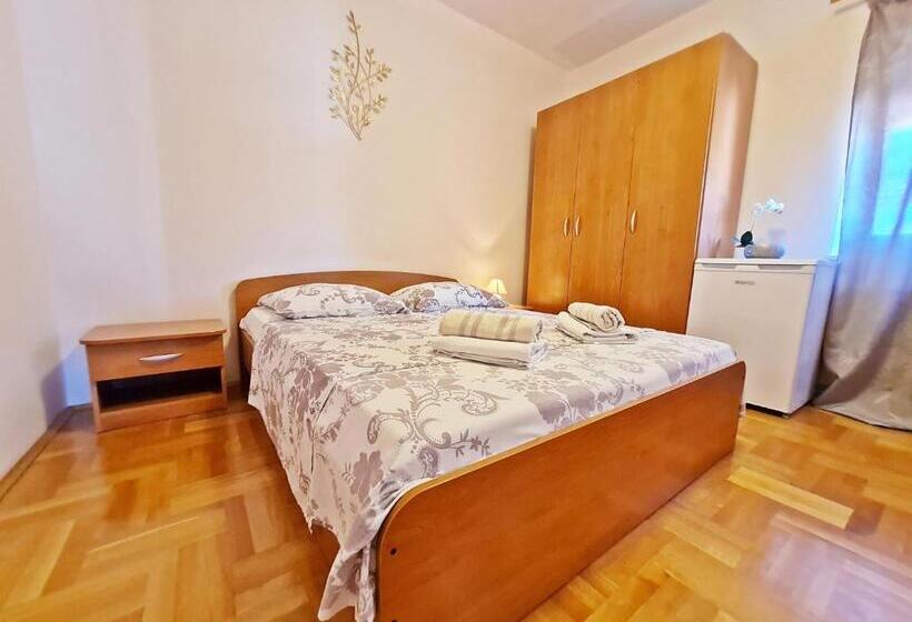 Номер Стандарт, Rooms And Apartments Porat